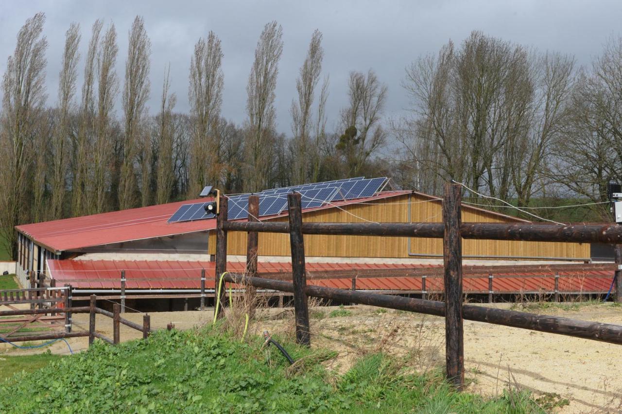 Domaine Des Ecuries Vailley Villa Bouleurs Buitenkant foto